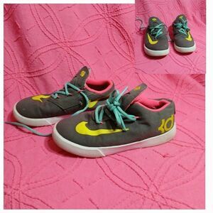Nike KD Vulc Multi-Colored Sneakers Size 10C